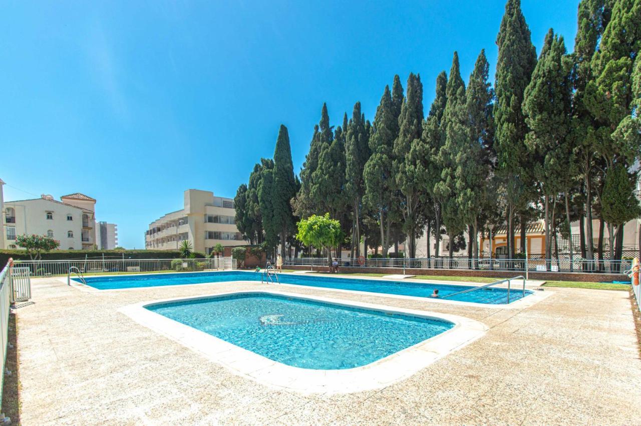 El Rocio En La Playa De Cariluela Apartment Торемолинос Екстериор снимка